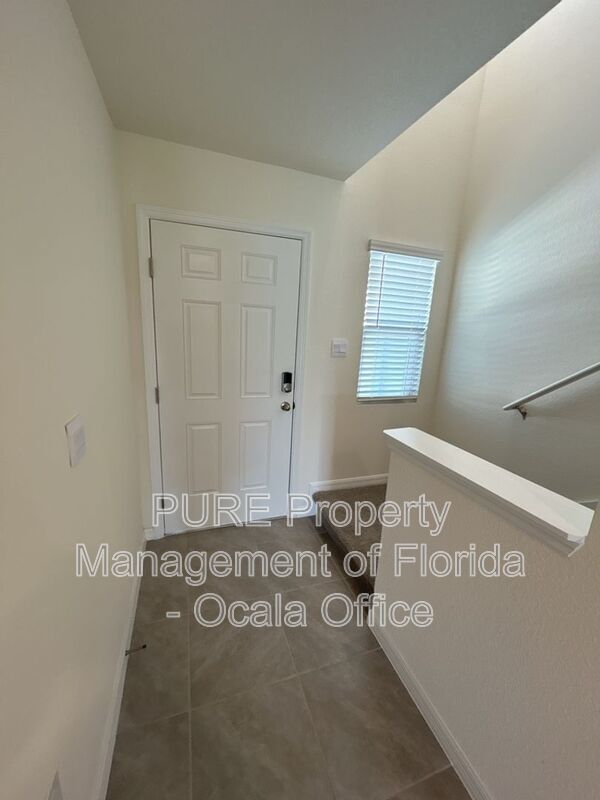 Building Photo - 6669 S W 81st Loop