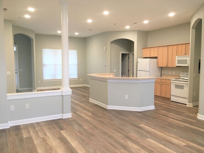 Foto del edificio - Inviting, modern two bedroom with garage p...