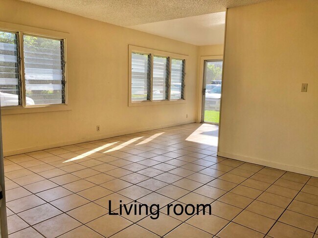 Building Photo - 425 Kawailoa Rd