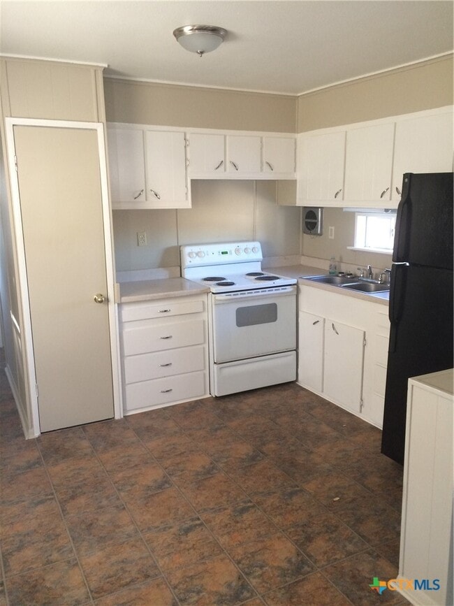 Building Photo - 4001 FM 20