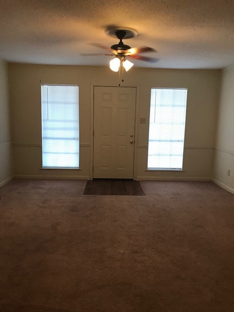 Building Photo - 905 Parkwood Dr