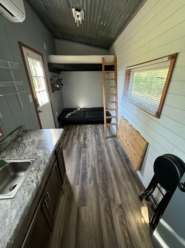 Foto del edificio - 3214 Scottsboro Hwy