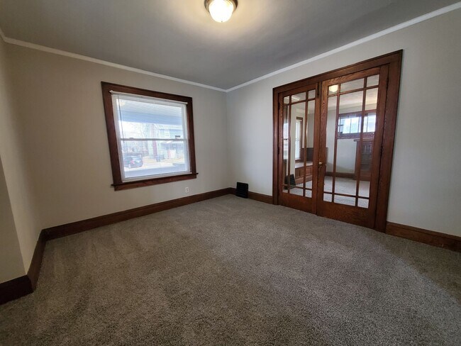 Building Photo - Updated 3BR, 1 BA home for rent!