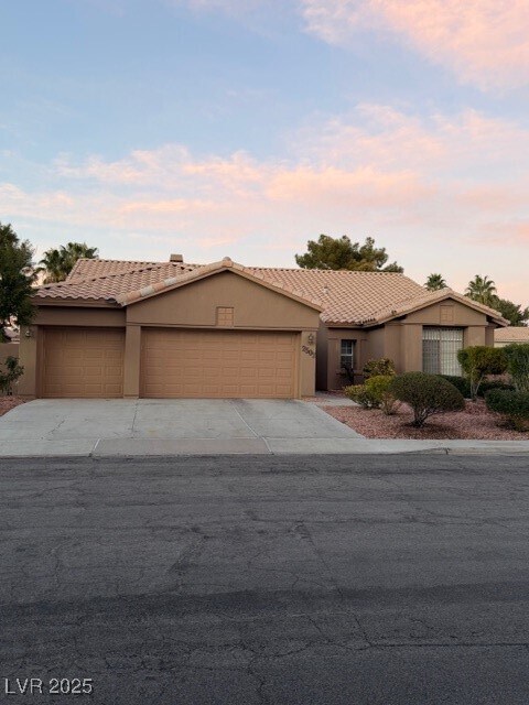 Foto del edificio - 2502 Mesa Verde Terrace