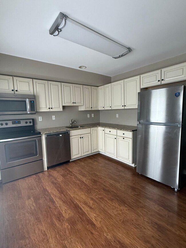 Foto del edificio - 3 Bed / 2.5 Bath Doylestown Townhome
