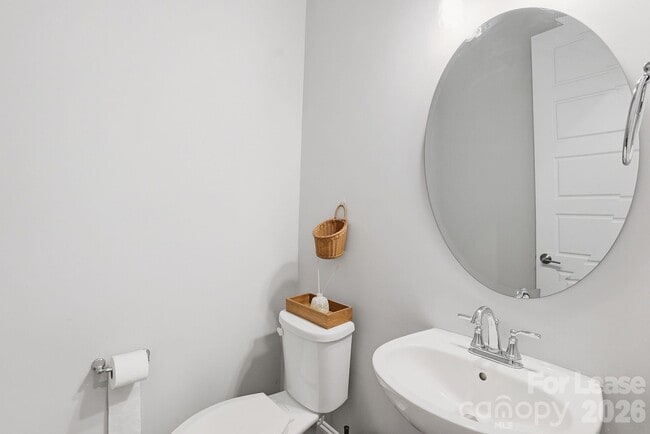 Foto del edificio - 4131 Merkland Ln