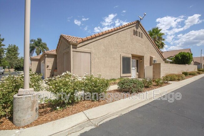 Foto del edificio - 960 Countryside St