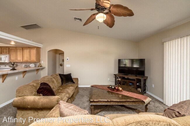 Building Photo - 3 br, 2 bath  - 3551 Oro Grande Blvd.