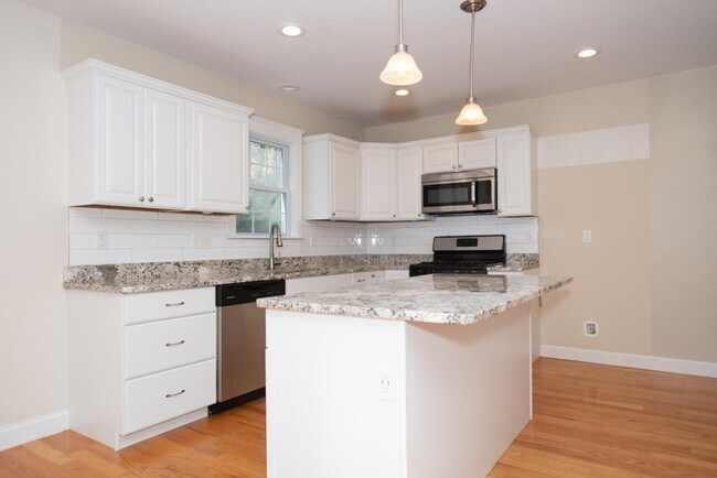 Building Photo - 3 Turtle Brook Rd