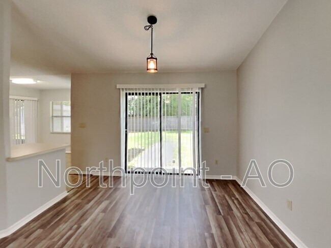 Building Photo - 5313 Elwood Rd