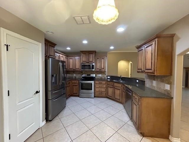 Foto del edificio - 7525 Brush Creek Dr