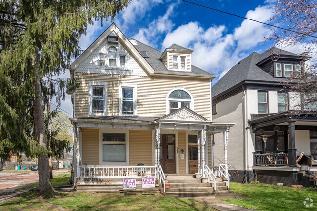 Exterior - 209 Western Ave
