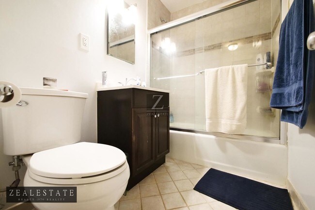 Foto del edificio - 480 Warren Street