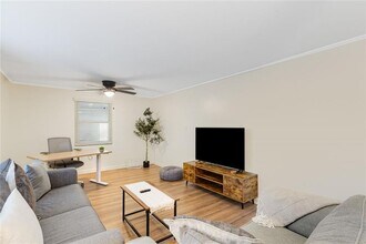 Building Photo - 920 Vfw Dr