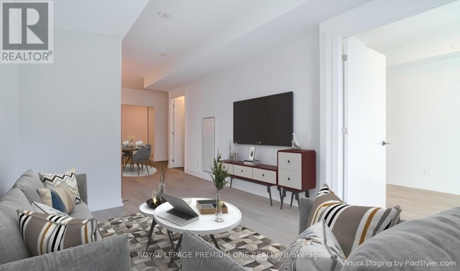 Building Photo - 35 Parliament St