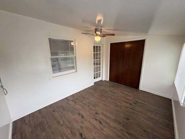Foto del edificio - Charming 3 Bedroom, 1 Bath Near Down Town!