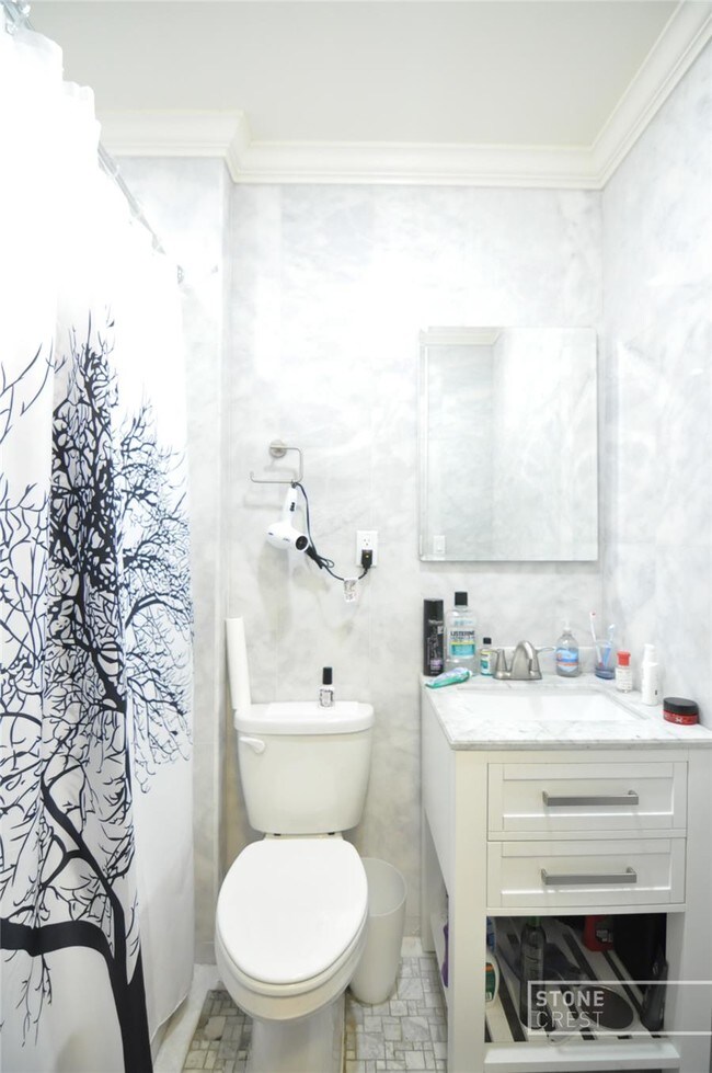 Foto del edificio - 304 West 92nd Street