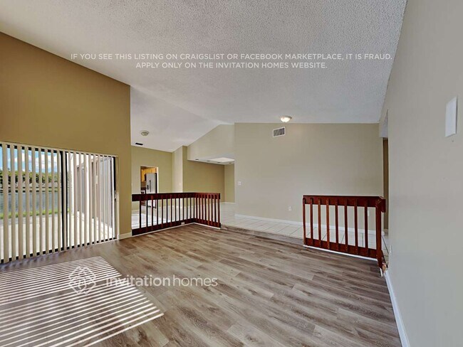 Foto del edificio - 18922 NW 80th Ct