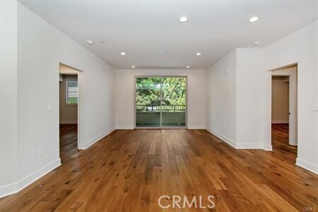 Building Photo - 627 Deep Valley Dr