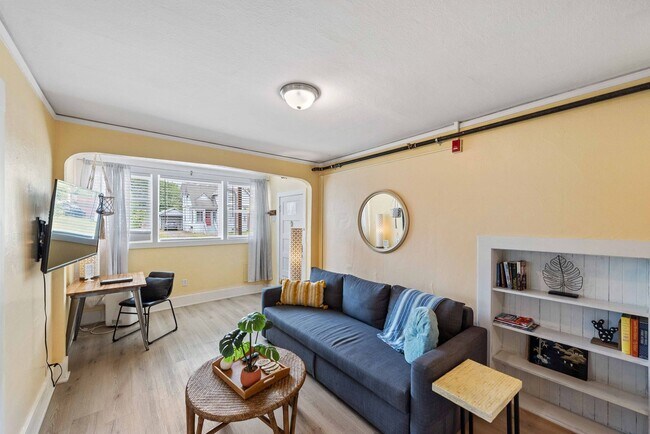 Foto del edificio - Coos Bay Apartments at Heritage House #3: Pet-Friendly Comfort