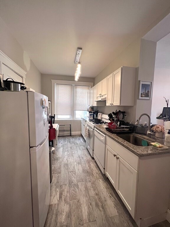 Foto del edificio - 322 Summit Ave