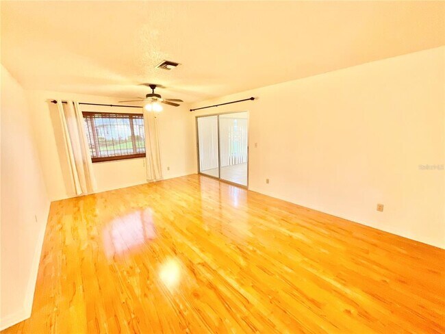 Foto del edificio - 3401 Teeside Dr