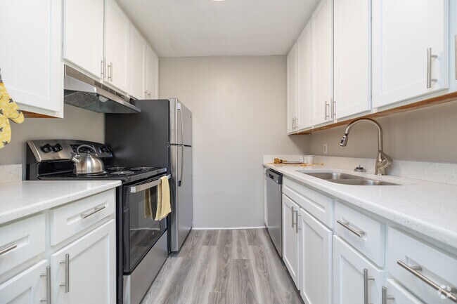 2 habitaciones, 1 baño, 865 pies cuadrados, cocina - Mauldin Heights