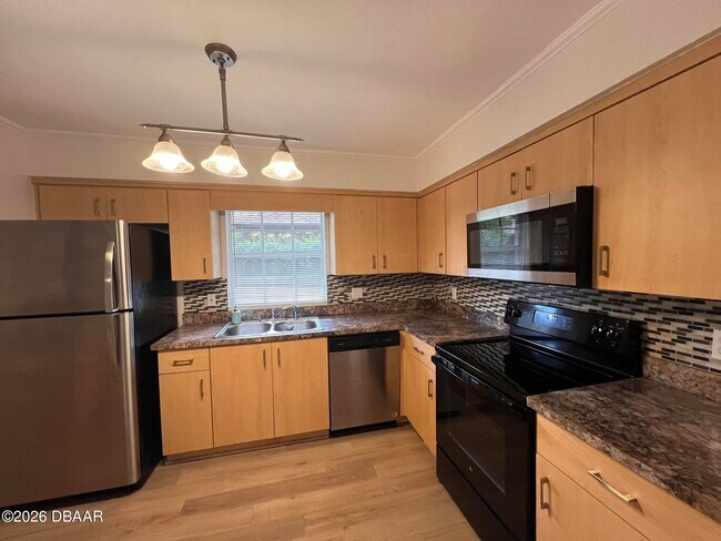 Foto del edificio - 4518 Alder Dr