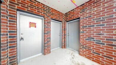 Building Photo - 454 Pond Mills Rd