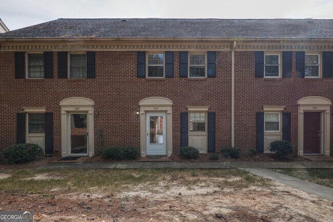 Foto del edificio - 587 Wedgewood Dr