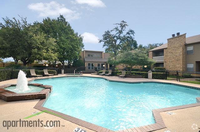 Pool - The Creek At Brookhollow Apartments