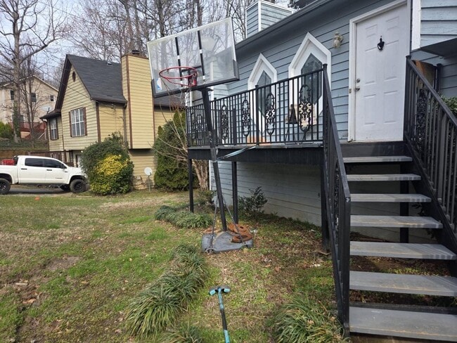 Foto del edificio - 5625 Princeton Oaks Dr