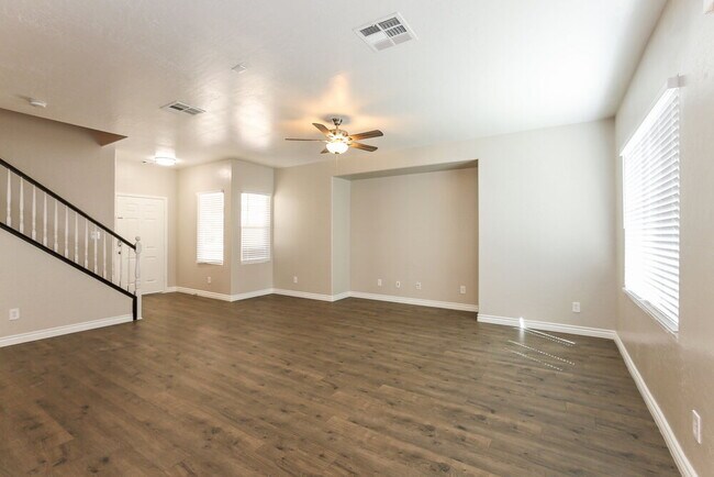 Foto del edificio - 7113 Mercurio Ave