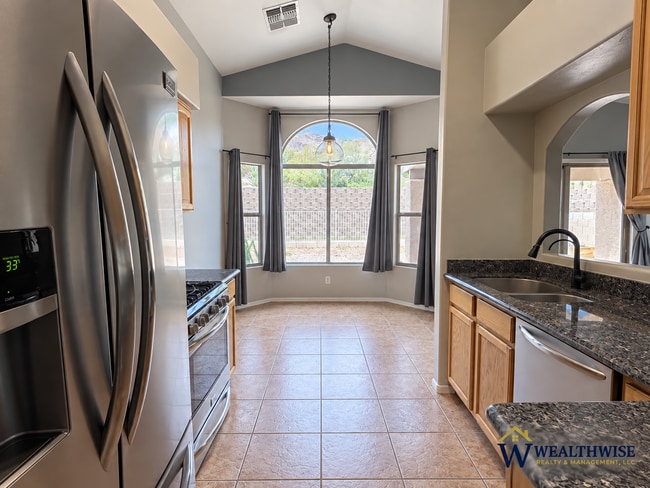 Building Photo - Mountain Views, Large Office/Den & Whole-Home Water Purification — Eagle Crest Ranch