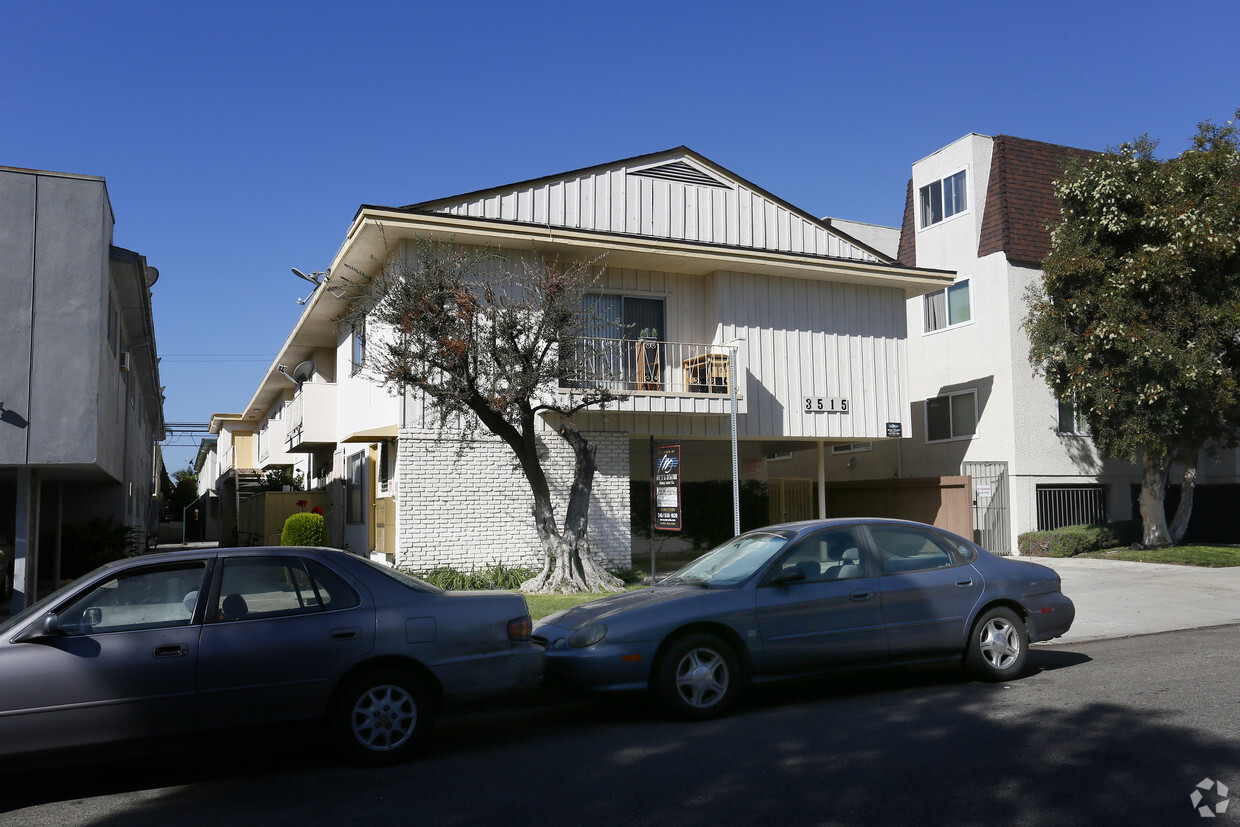 Building Photo - 3515 Jasmine Ave