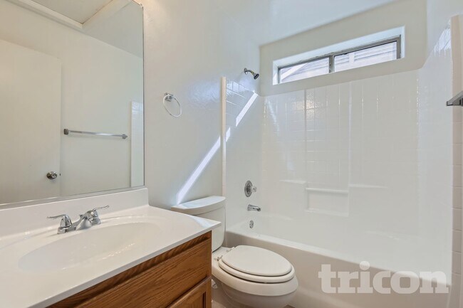 Foto del edificio - 2601 S 79th Dr