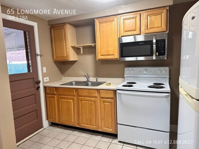 Foto del edificio - 65 Longmore Ave