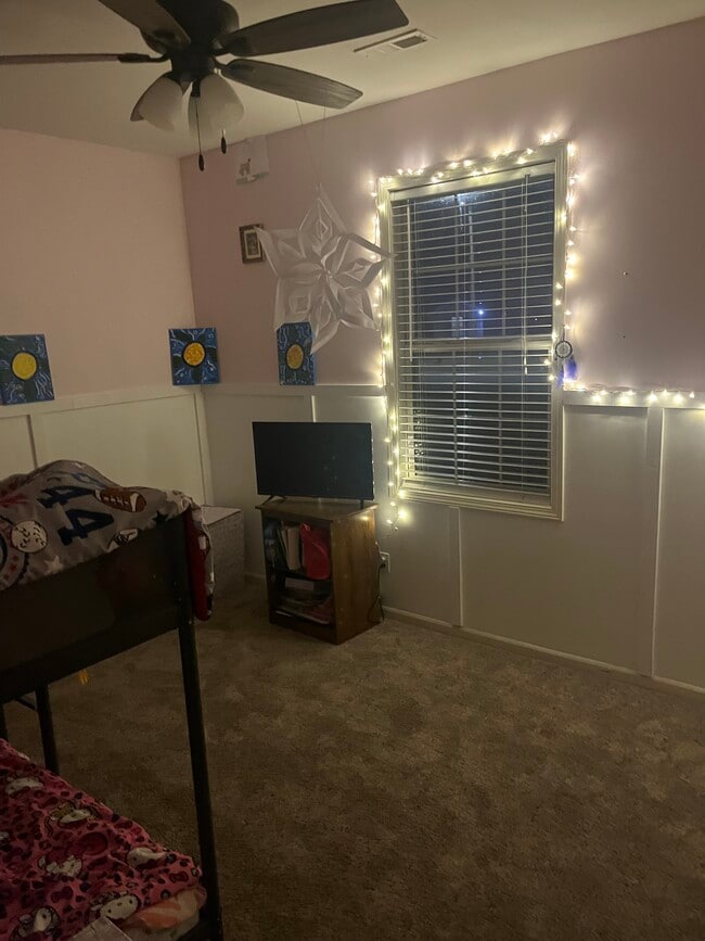 Building Photo - 1514 N Clay St