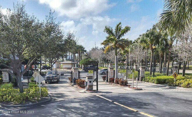Foto del edificio - 6431 Borasco Dr