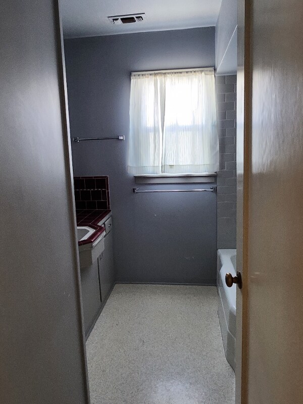 Foto del edificio - 1059 S Rupert Ave