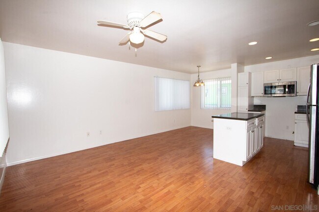 Foto del edificio - 3565 Highland Ave