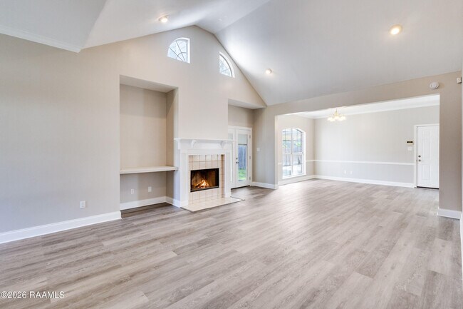 Foto del edificio - 111 Songbird Ln