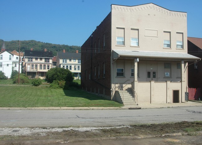 Foto del edificio - 236-240 W 6th Ave