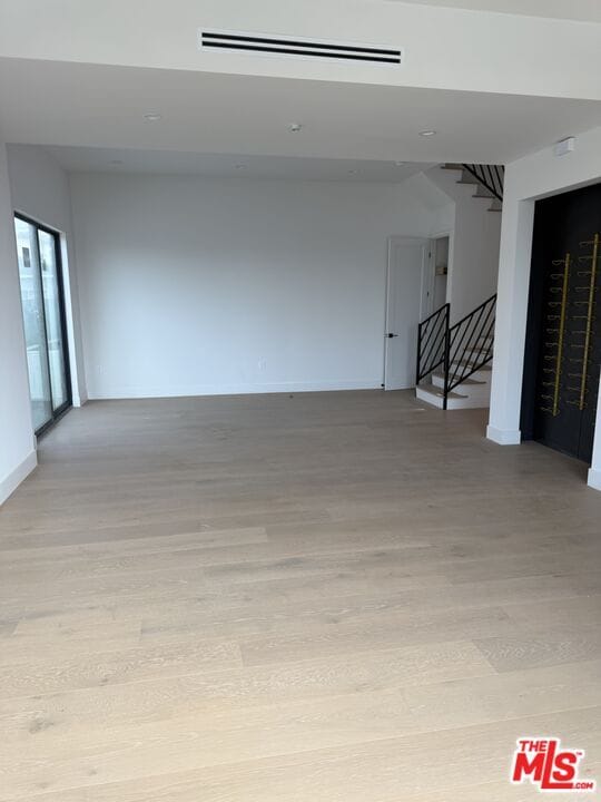 Building Photo - 3846 Bentley Ave