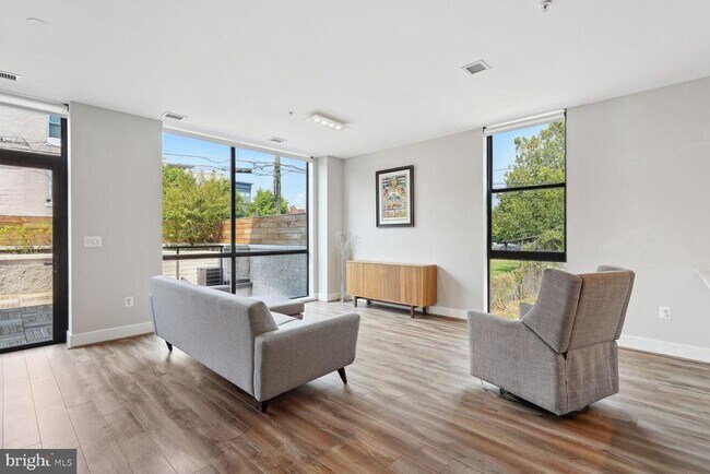 Foto del edificio - 1628 11th St NW