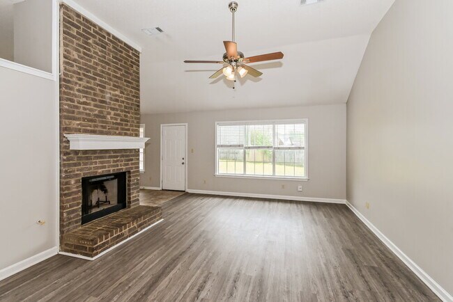 Building Photo - 6737 May Springs Dr