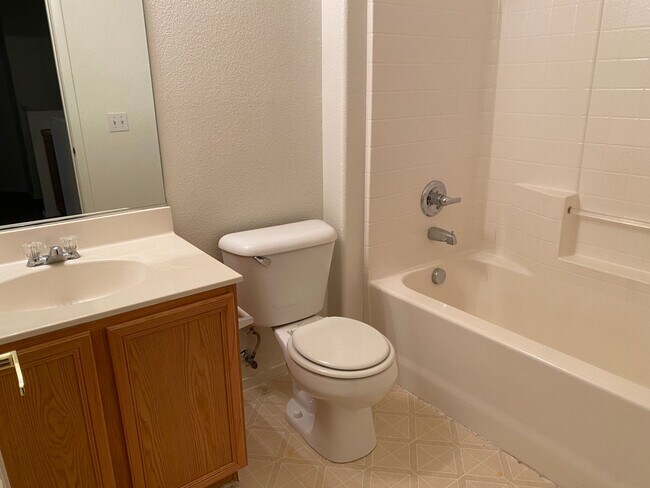 Foto del edificio - This home combines the best of comfort, se...