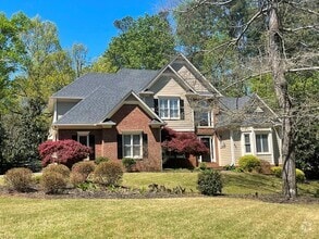 Building Photo - 510 Stonebrook Farms Dr