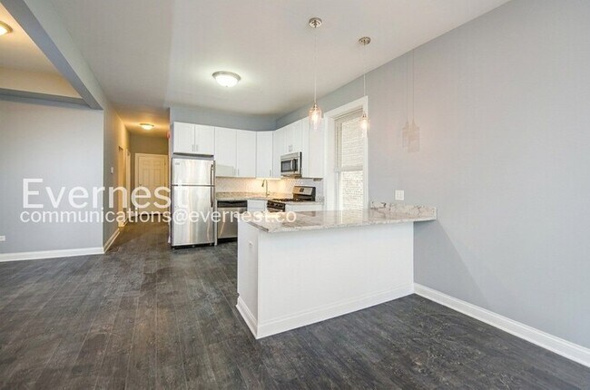 Foto del edificio - 2054 N Campbell Ave
