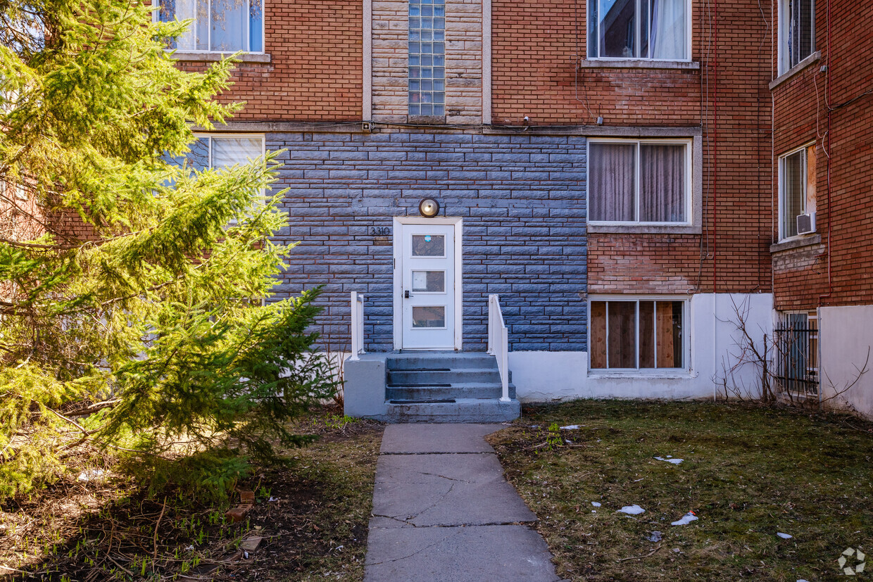 Building Photo - 3310 St Goyer